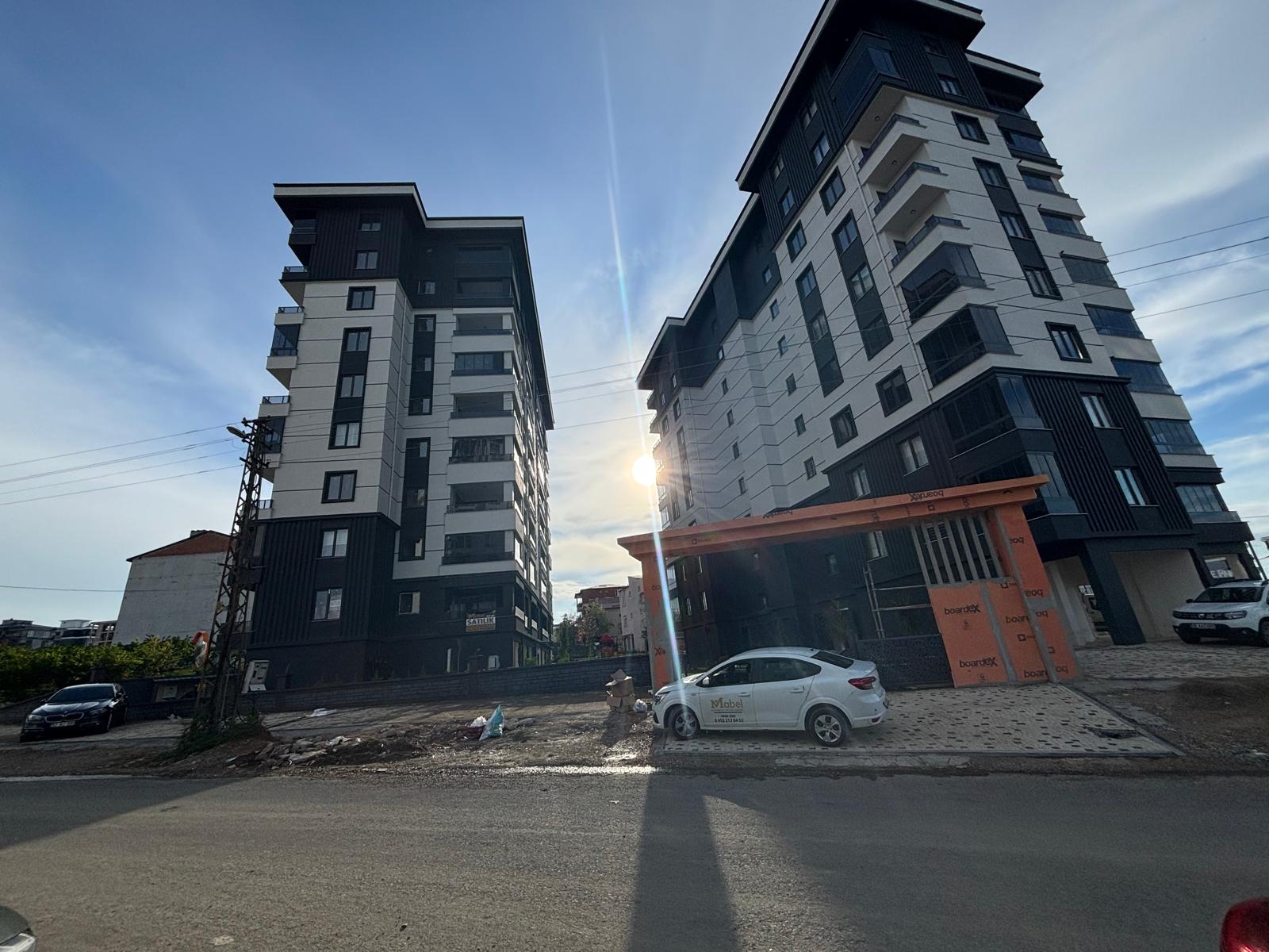 KARŞIYAKA LİLYUM GARDEN 3+1 SATILIK